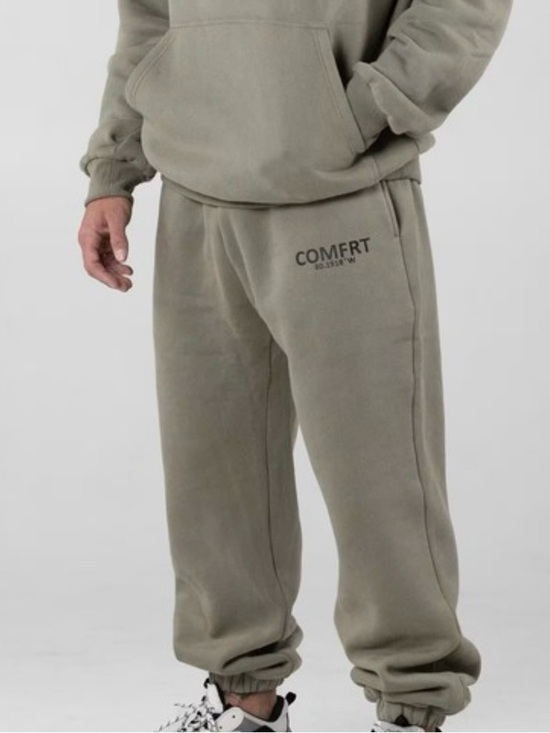 Comfrt Other - COMFRT Beige Cozy Sweatpants, men’s, size L, waist 20’ inches